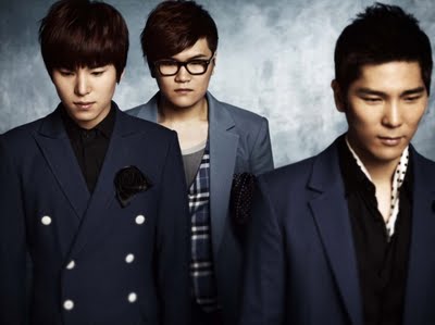 (Source: http://2.bp.blogspot.com/-E3PbhMK4ocs/TfBiV6mP1sI/AAAAAAAAAUY/l0EcUHVKqWw/s400/4men_The